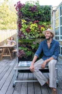L’espace extérieur dont vous disposez est restreint ? Optez pour le jardinage à la verticale 